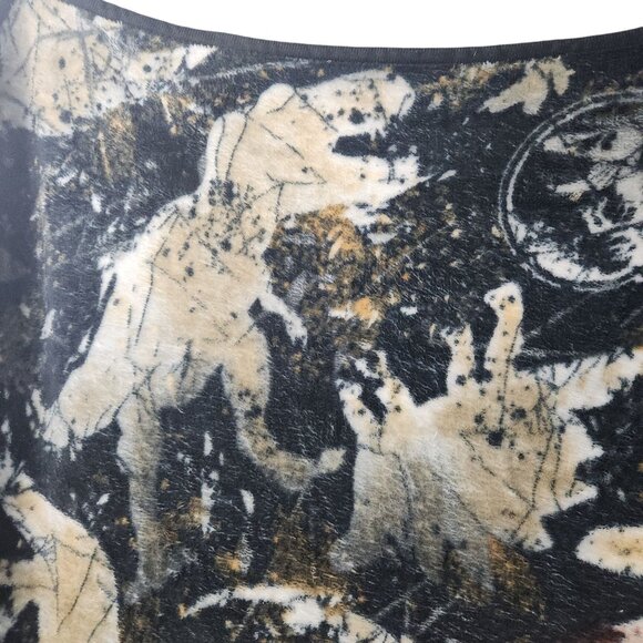 Jurassic World Dinosaur Blanket Soft Fleece Throw 46" x 66" Black & Beige - Picture 4 of 8